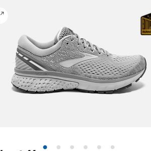 Brooks Ghost 11 running shoes
